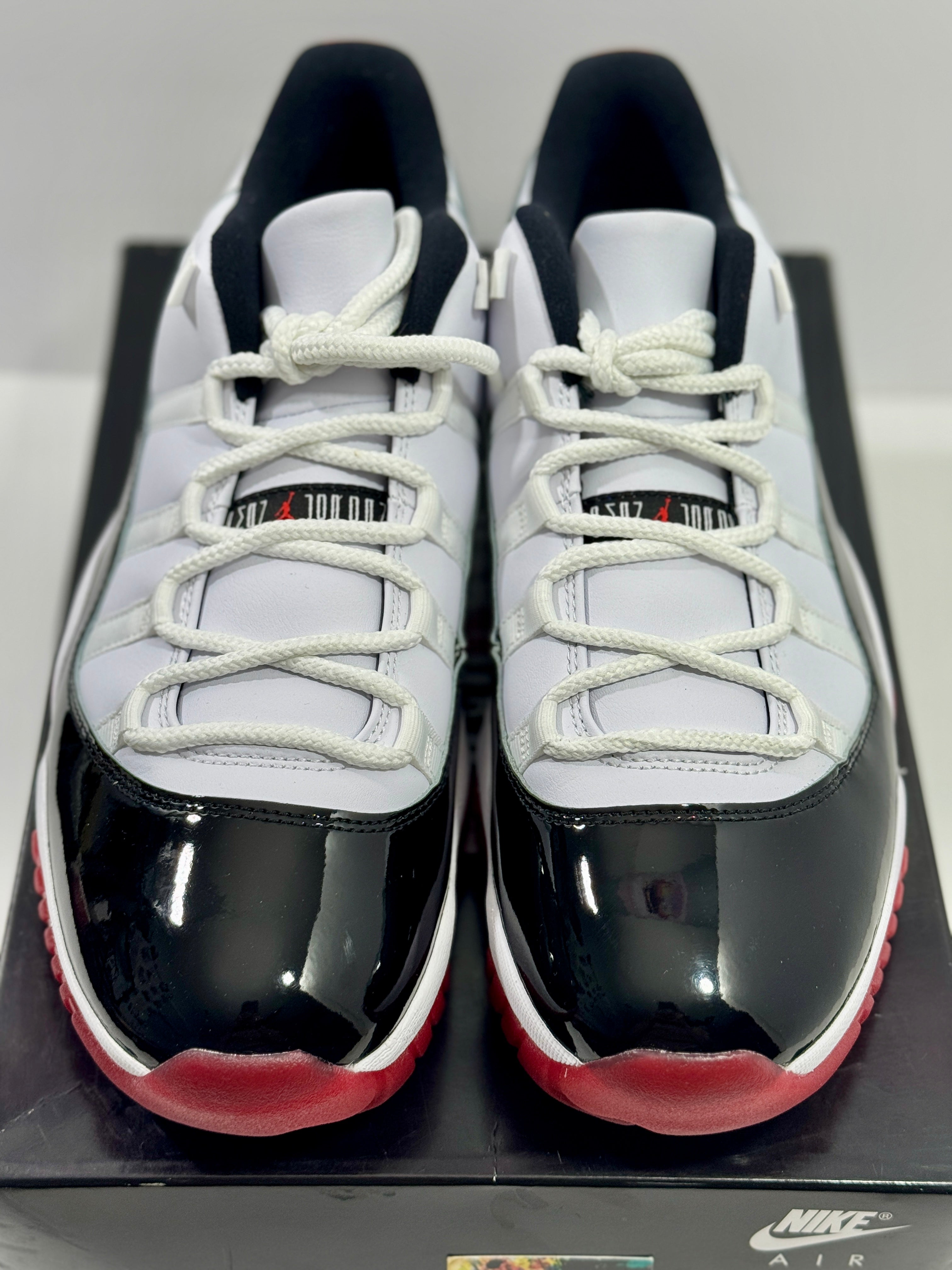 NEW SIZE 11.5 MENS - AIR JORDAN 11 RETRO LOW "CONCORD BRED" 2020
