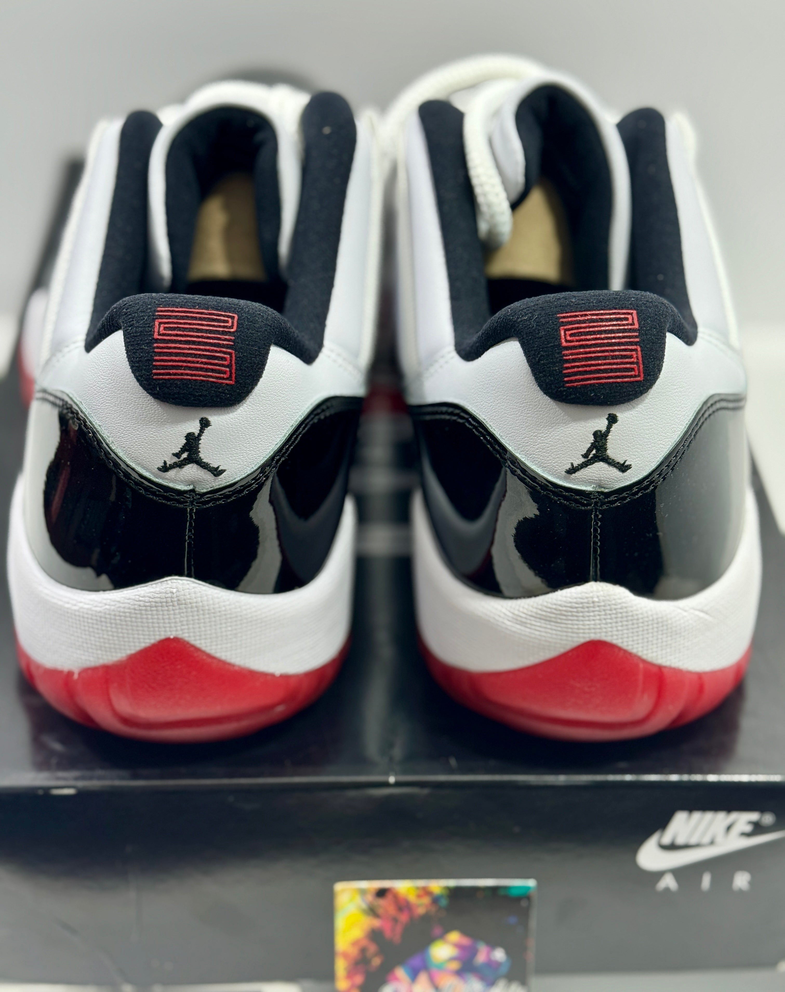 NEW SIZE 11.5 MENS - AIR JORDAN 11 RETRO LOW "CONCORD BRED" 2020