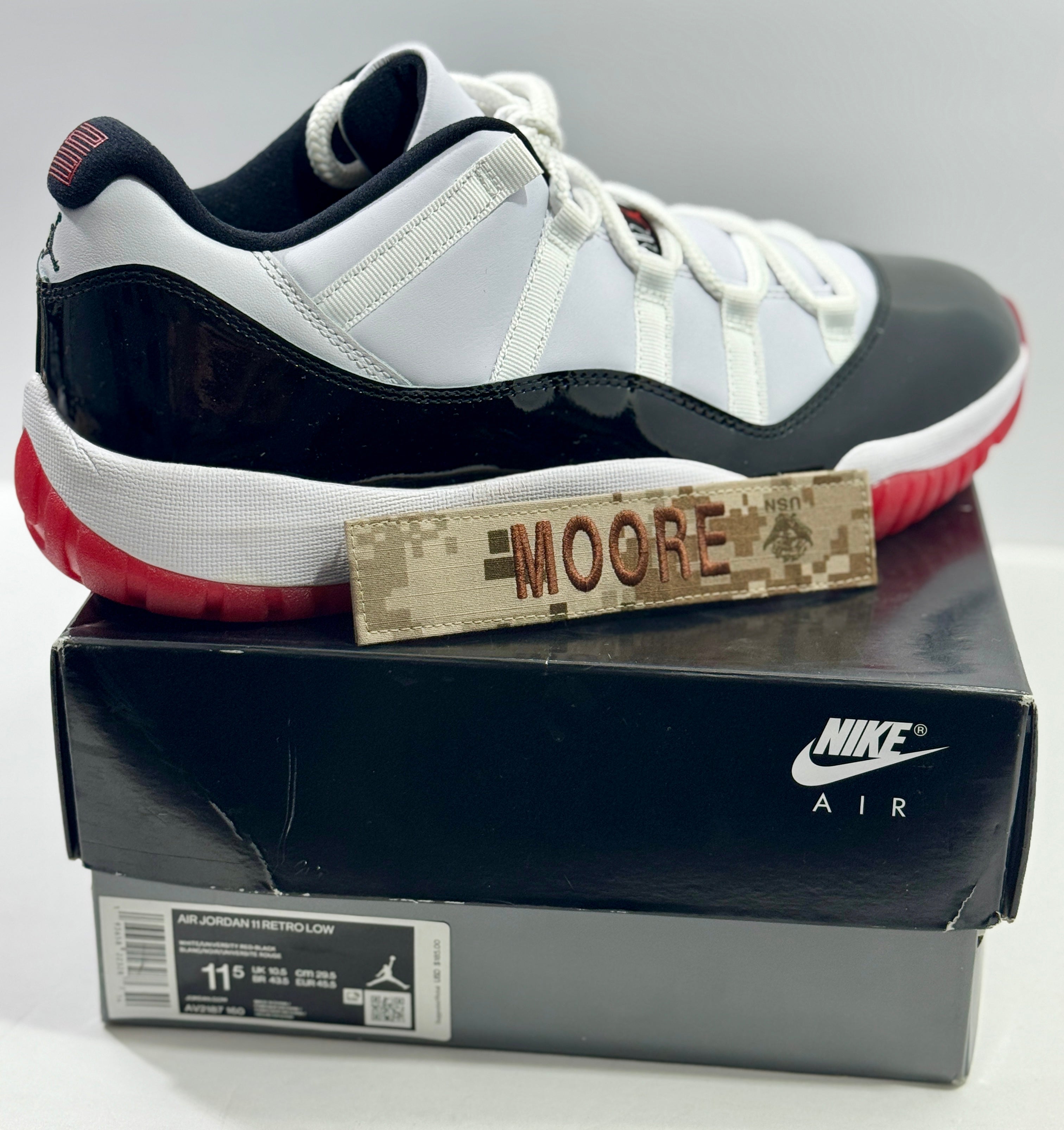 NEW SIZE 11.5 MENS - AIR JORDAN 11 RETRO LOW "CONCORD BRED" 2020