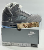 NEW SIZE 9.5 MENS - AIR JORDAN 5 RETRO "WOLF GREY" 2026