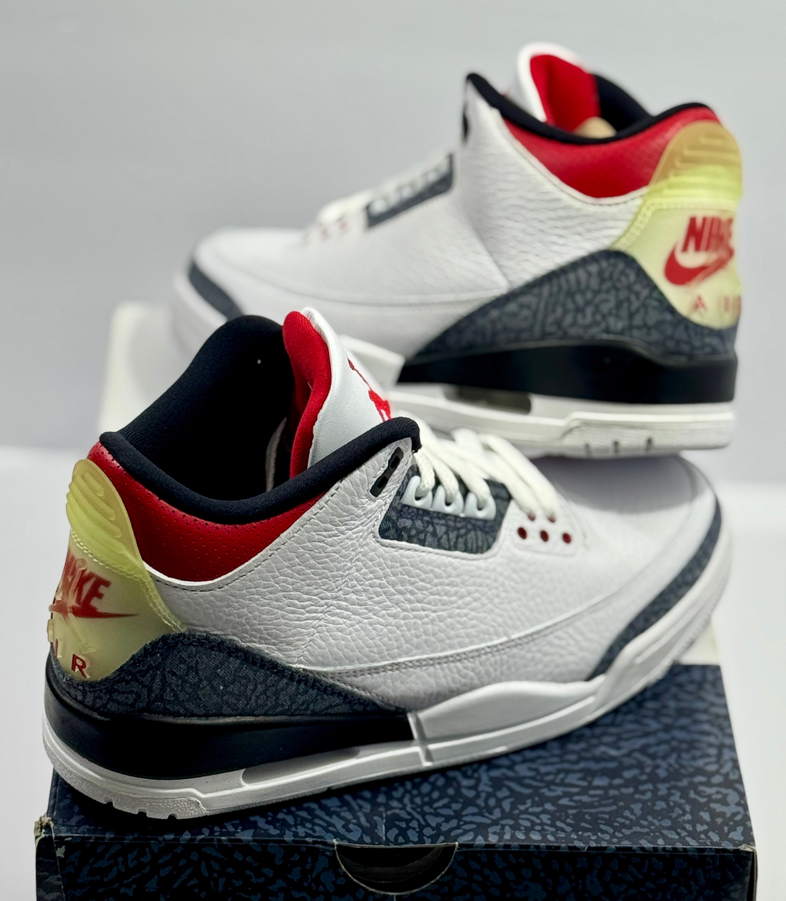 NEW W/DEFECTS SIZE 8 MENS - AIR JORDAN 3 RETRO SE "FIRE RED DENIM" 2020