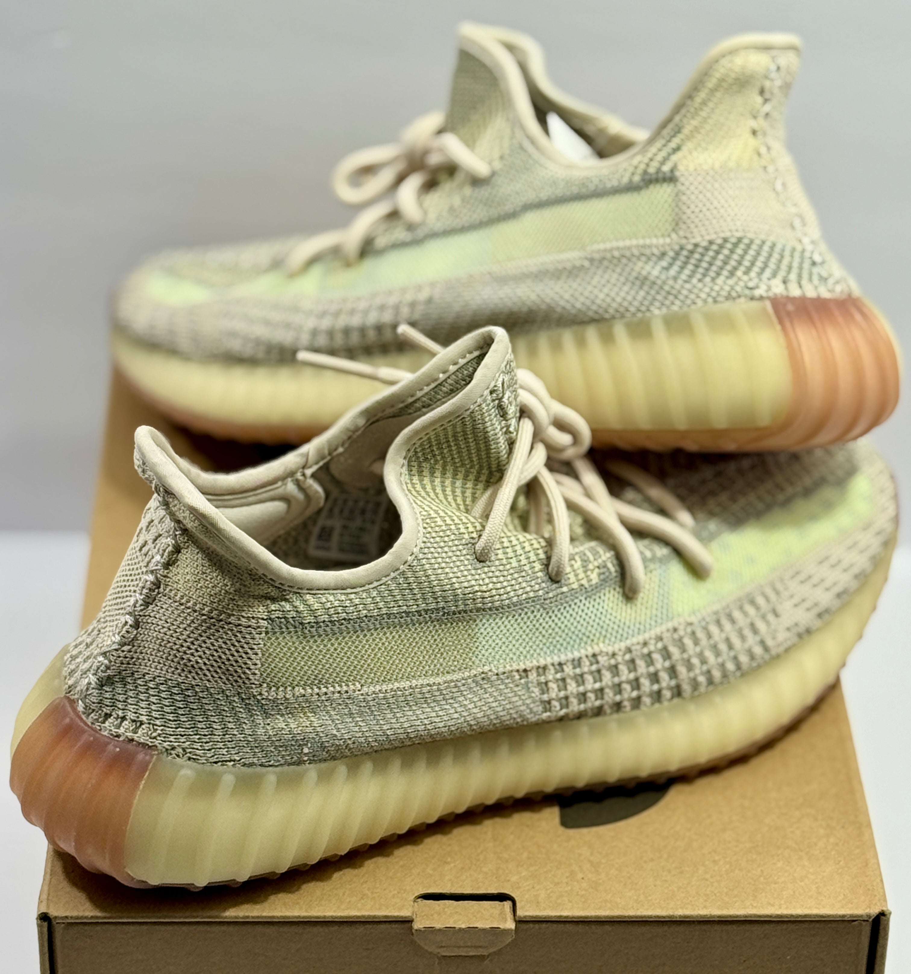 NEW SIZE 10.5 MENS - ADIDAS YEEZY BOOST 350 V2 "CITRIN NON REFLECTIVE" 2019
