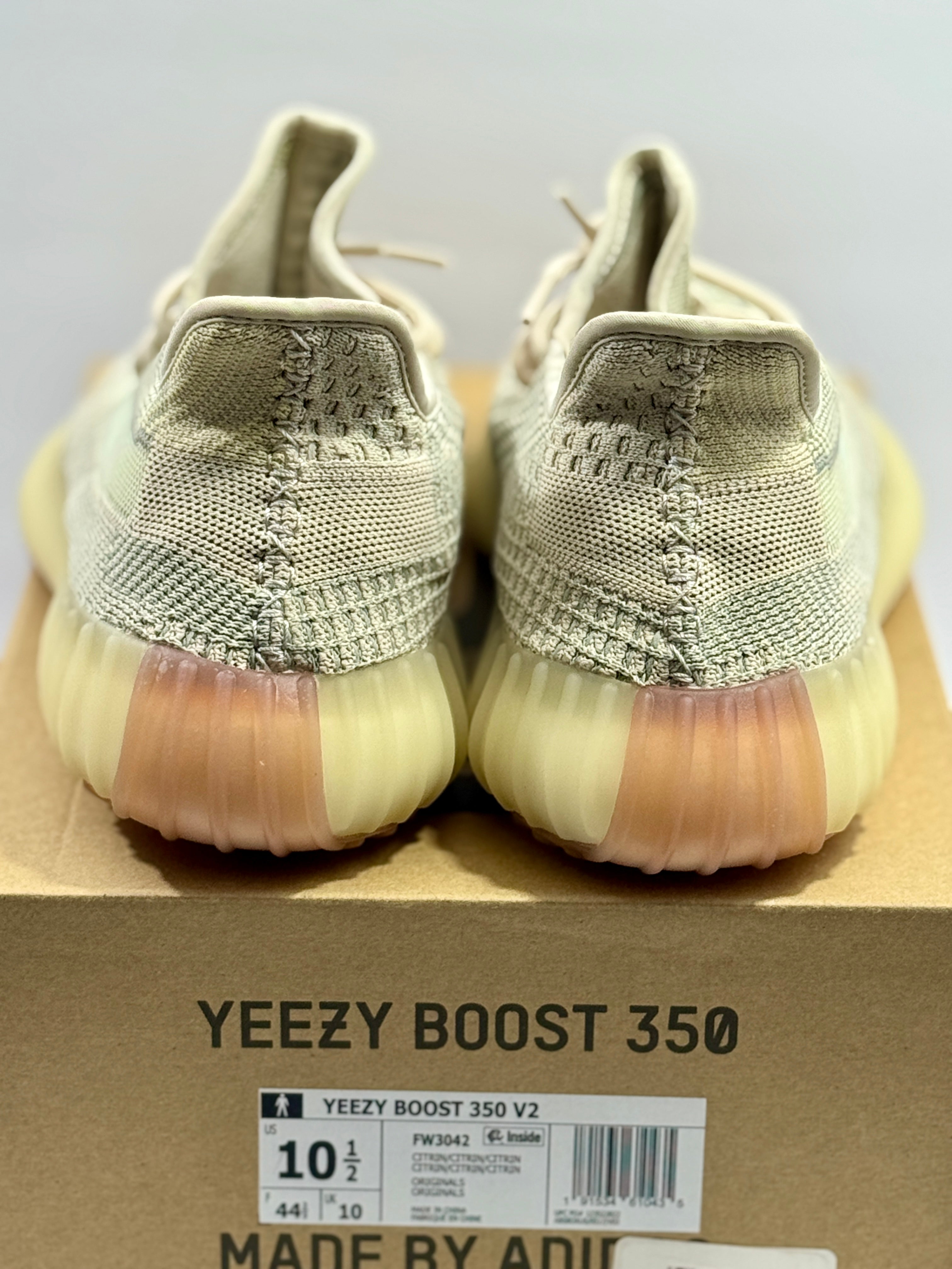 NEW SIZE 10.5 MENS - ADIDAS YEEZY BOOST 350 V2 "CITRIN NON REFLECTIVE" 2019