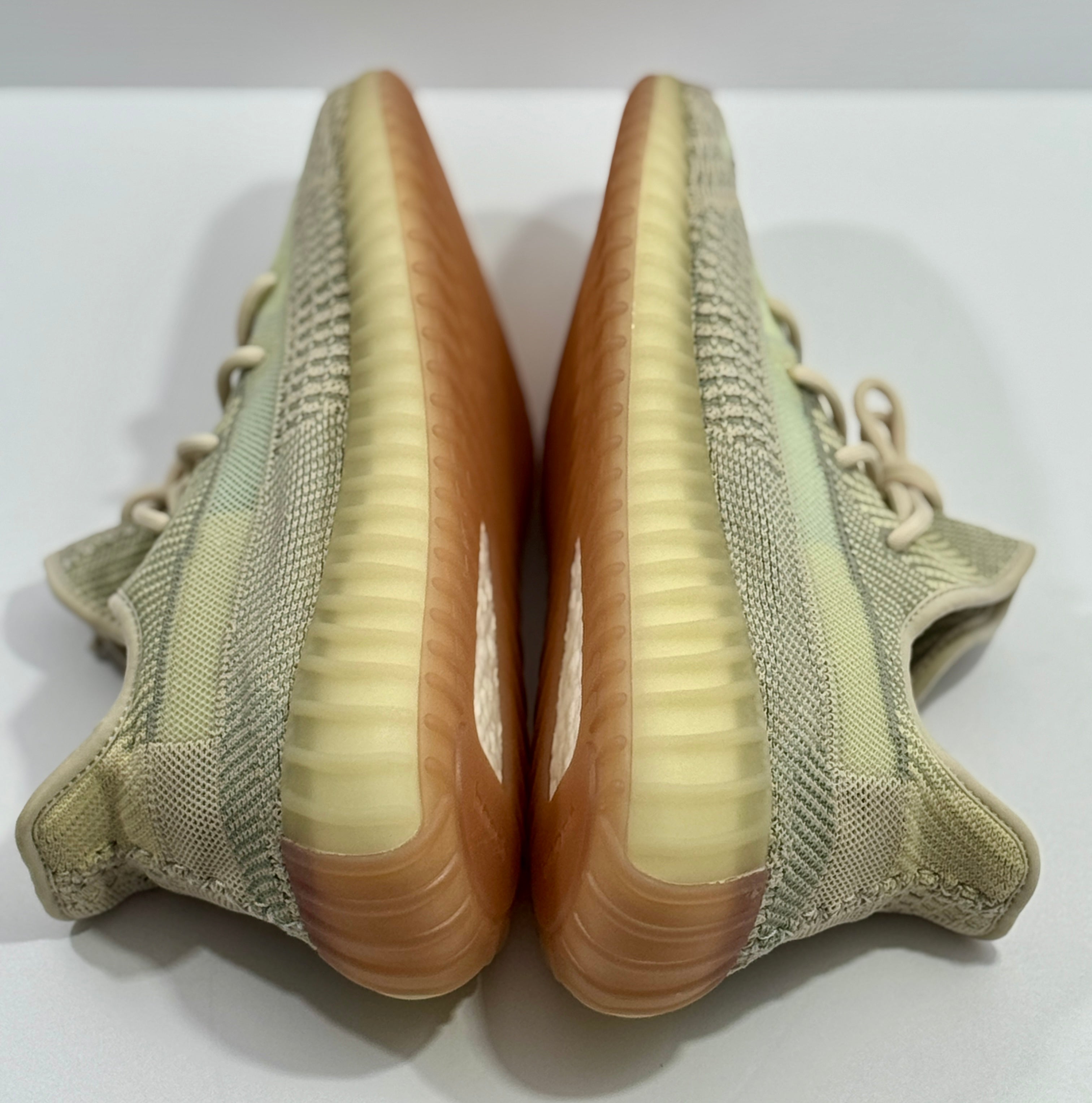 NEW SIZE 10.5 MENS - ADIDAS YEEZY BOOST 350 V2 "CITRIN NON REFLECTIVE" 2019