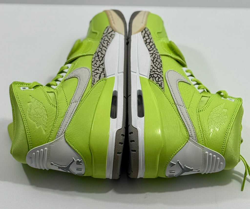 NEW W/DEFECTS SIZE 10.5 MENS - AIR JORDAN LEGACY 312 NRG "GHOST GREEN" 2018