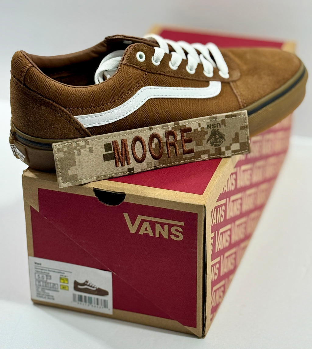 NEW SIZE 5 YOUTH - VANS WARD "HERRINGBONE DACHSHUND GUM" 2022