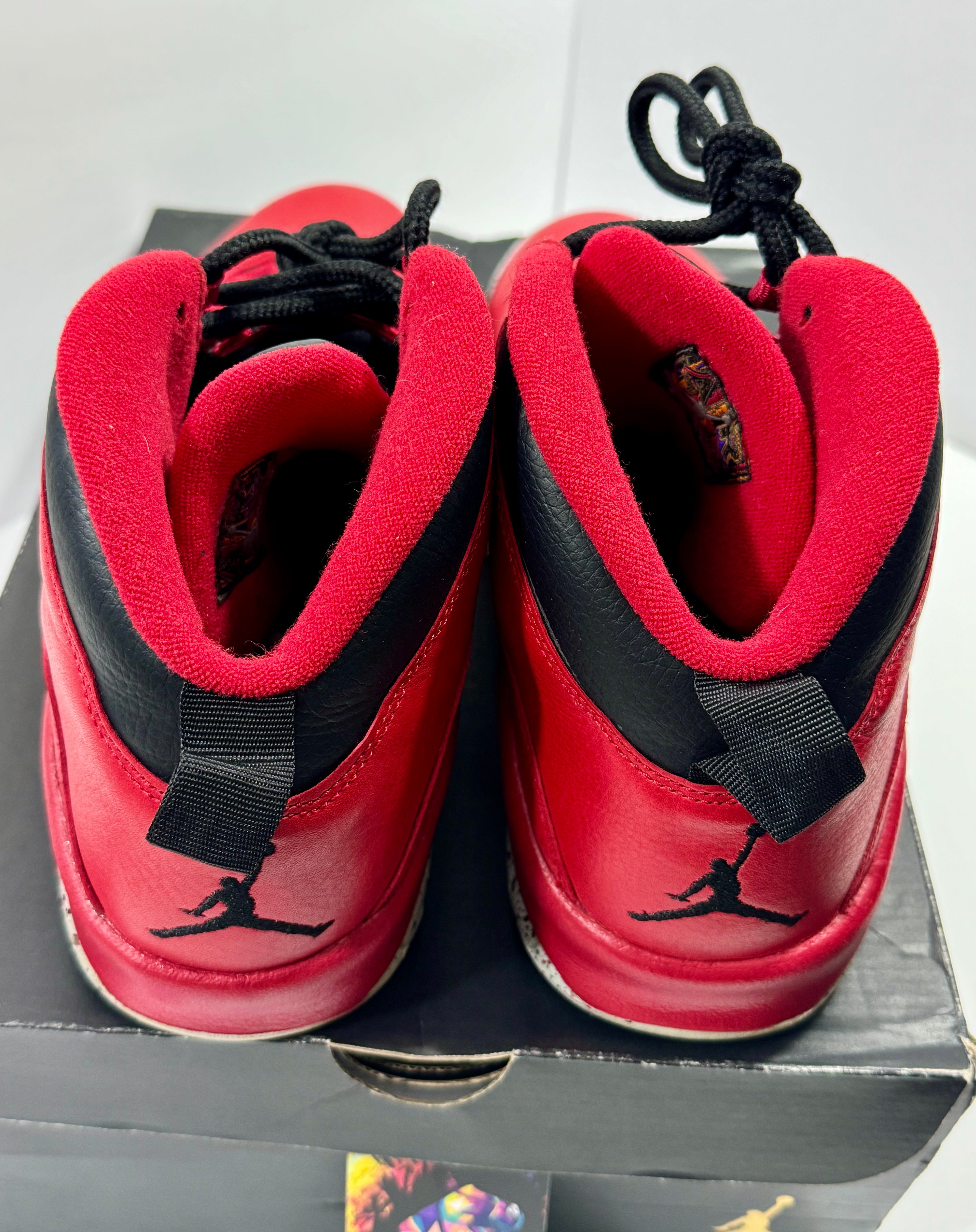 USED SIZE 10.5 MENS - AIR JORDAN 10 RETRO "BULLS OVER BROADWAY" 2015