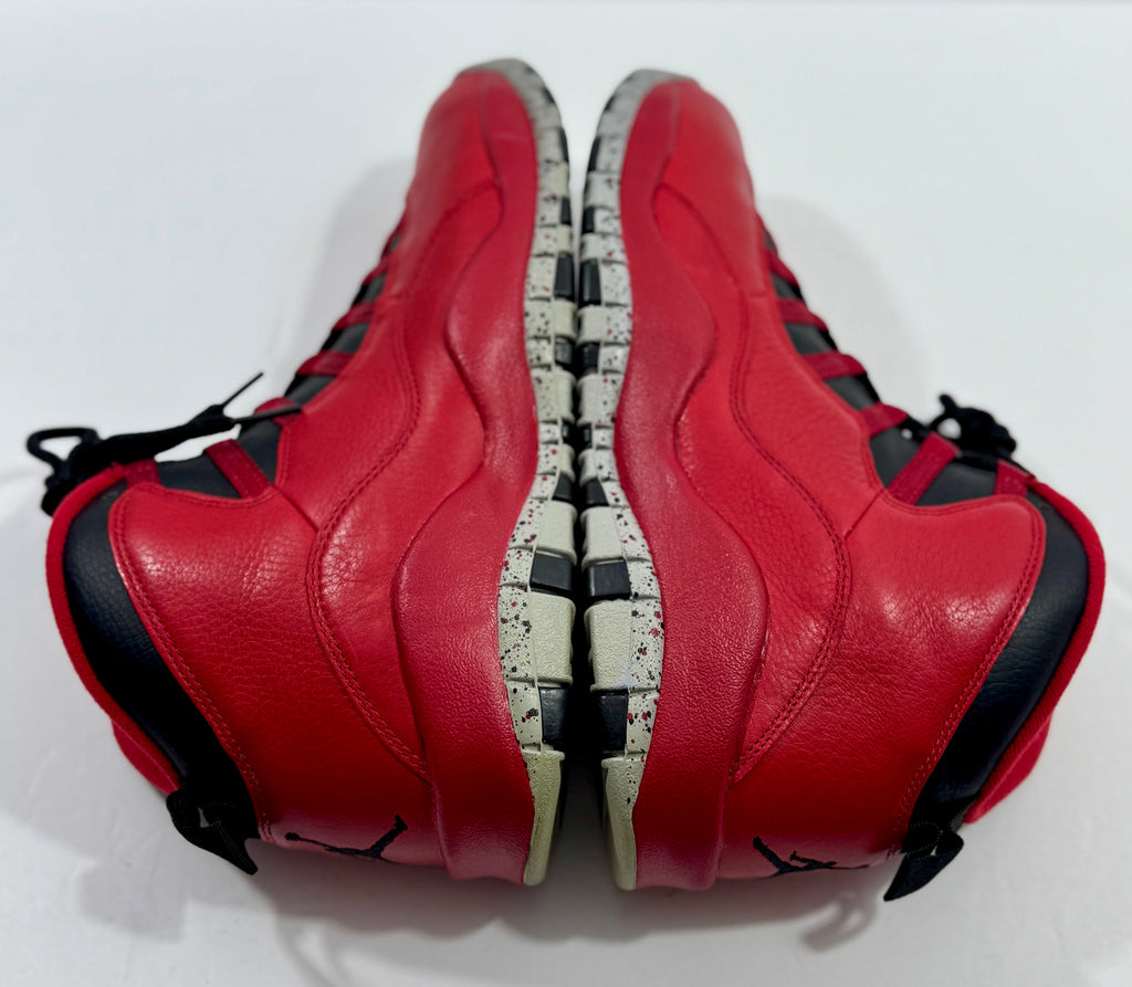 USED SIZE 10.5 MENS - AIR JORDAN 10 RETRO "BULLS OVER BROADWAY" 2015