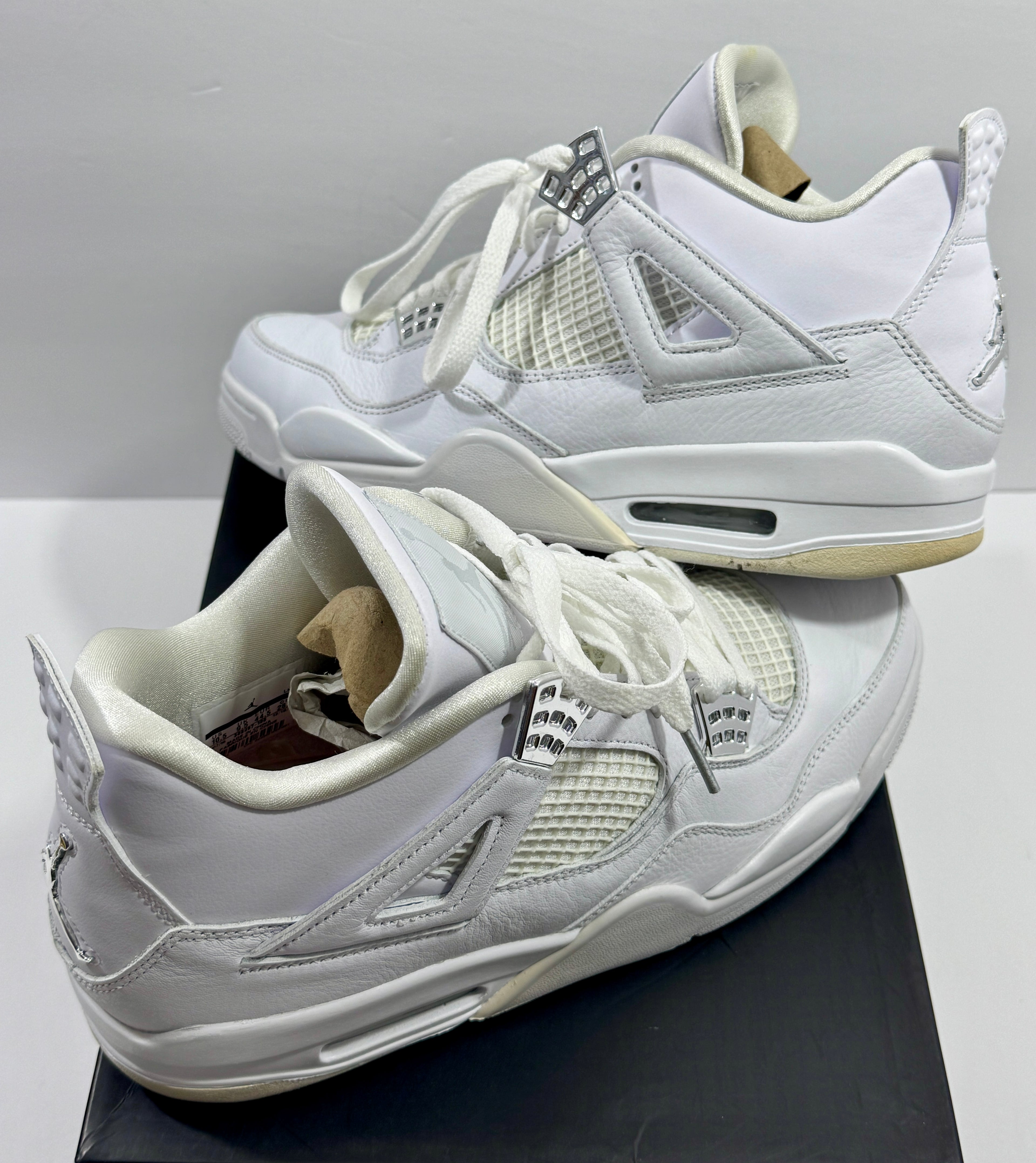 USED SIZE 10.5 MENS - AIR JORDAN 4 RETRO "PURE MONEY" 2017