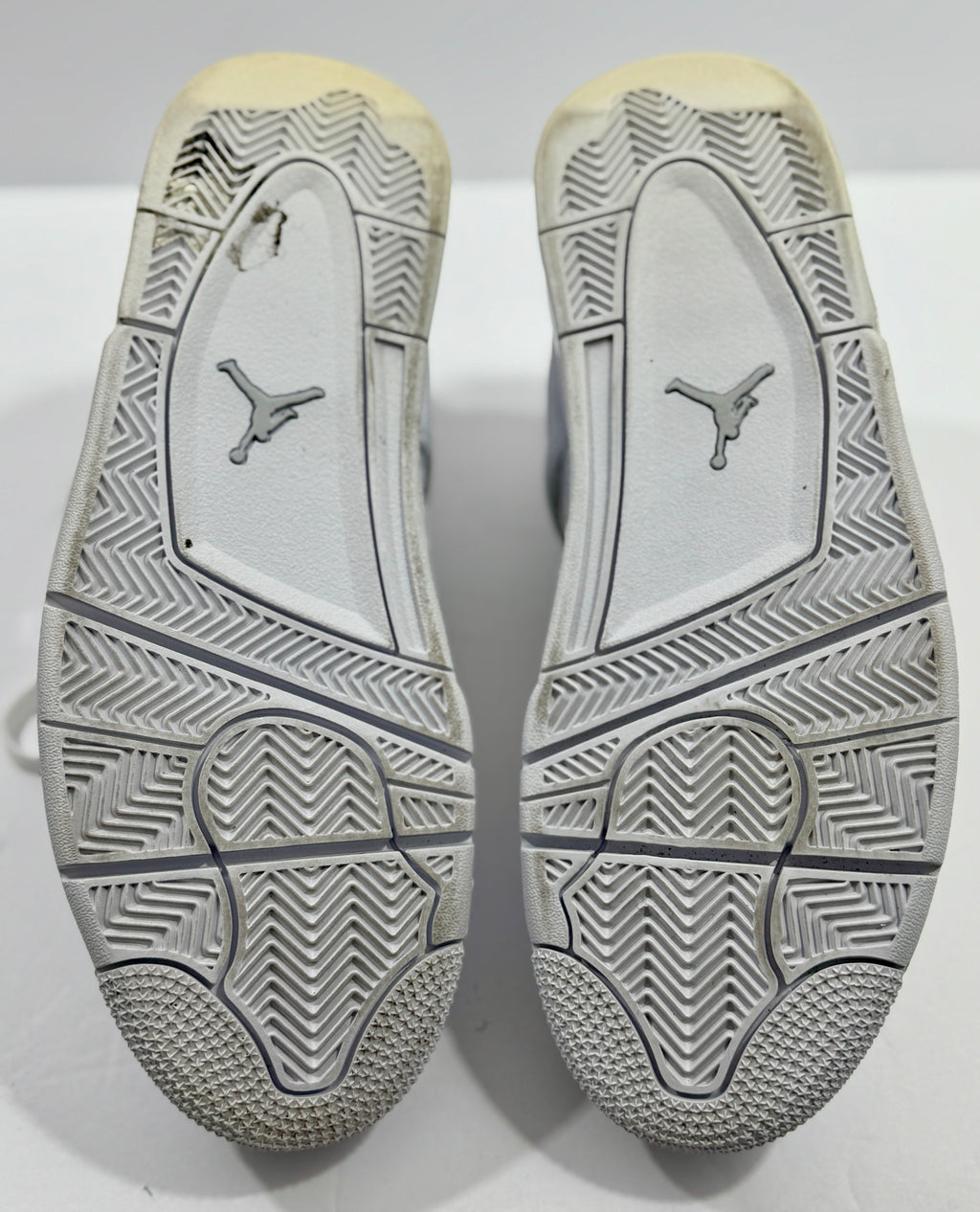 USED SIZE 10.5 MENS - AIR JORDAN 4 RETRO "PURE MONEY" 2017