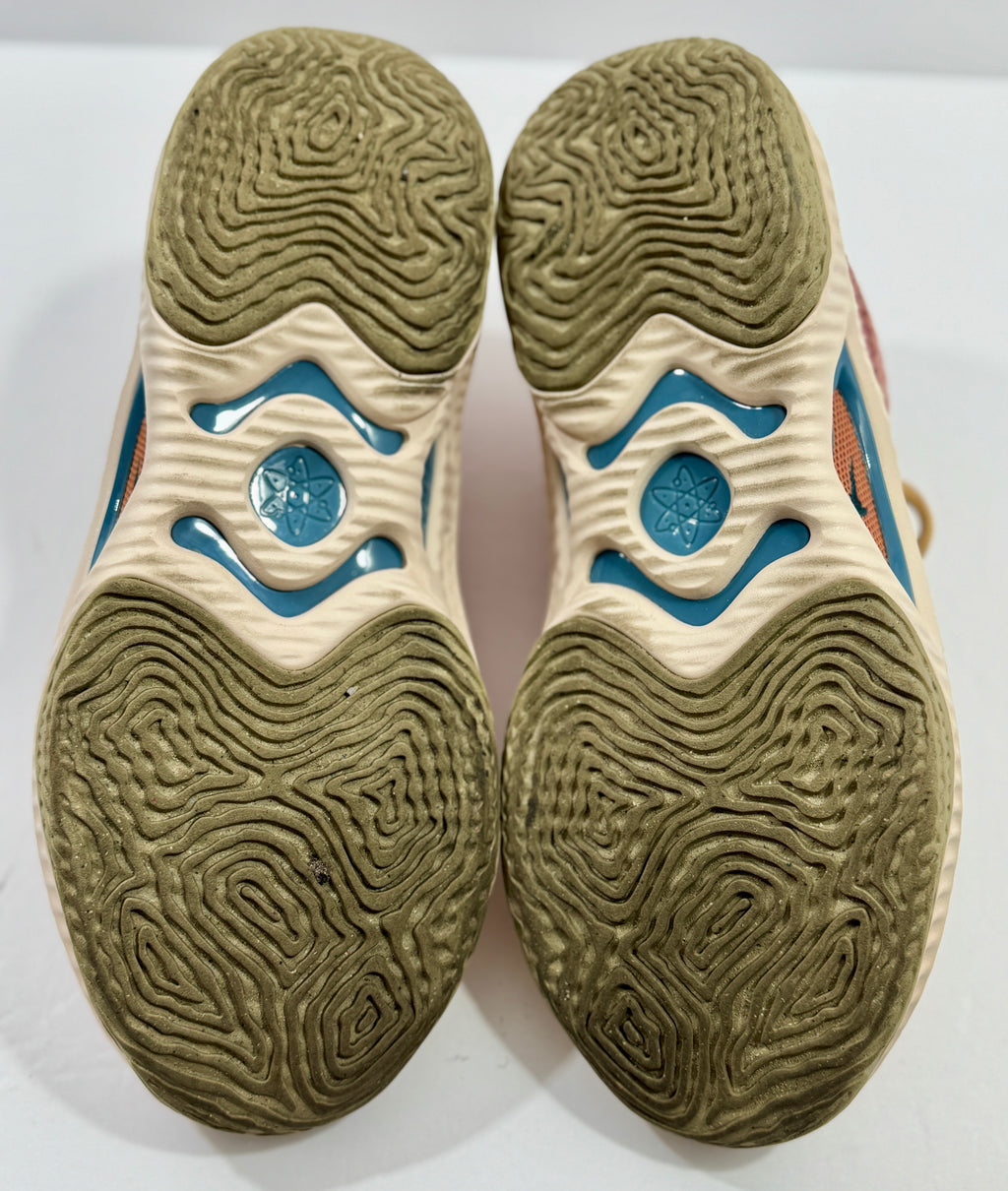 USED SIZE 9 MENS - NIKE COSMIC UNITY 3 "GAUVA ICE" 2023