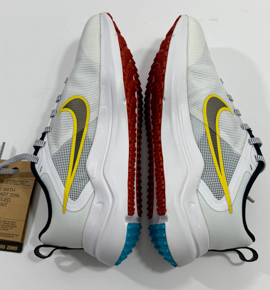 NEW SIZE 8 WOMENS -NIKE DOWNSHIFTER 12