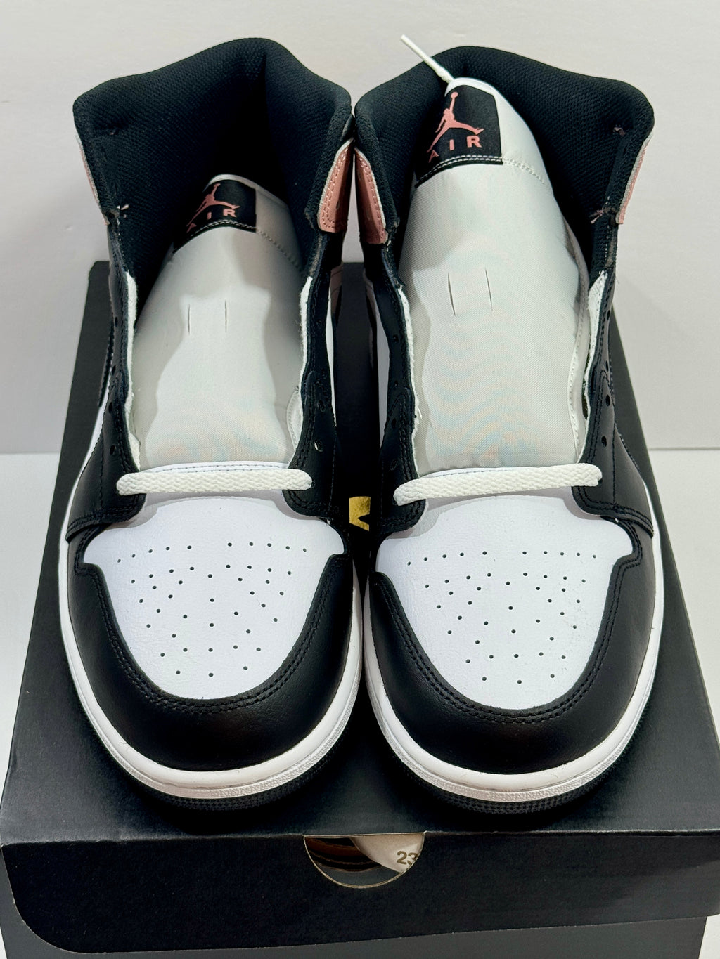 NEW SIZE 14 MENS - AIR JORDAN 1 MID "WHITE RUST PINK BLACK" 2025