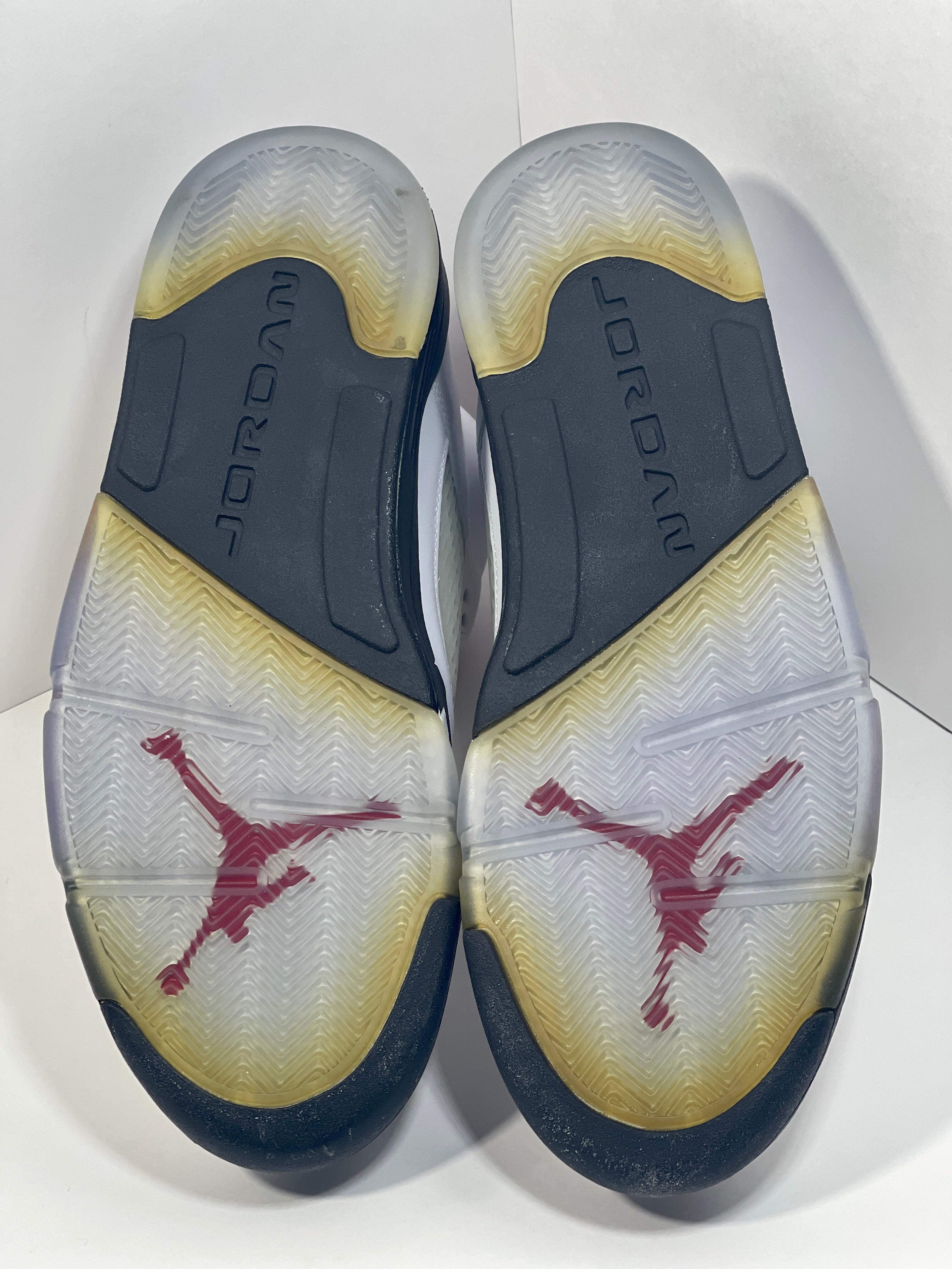 NEW SIZE 10.5 MENS - AIR JORDAN 5 RETRO "FIRE RED" 2013