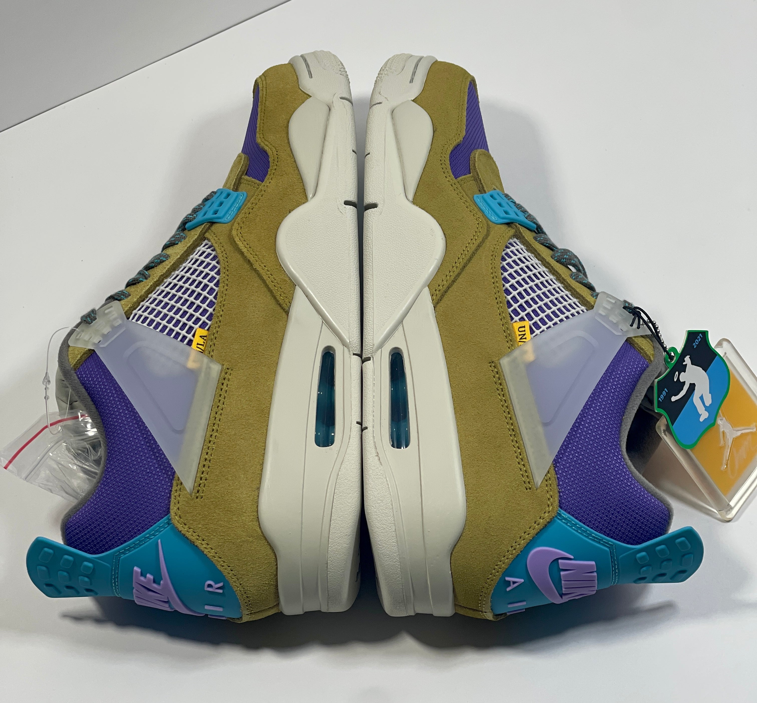 NEW SIZE 11 MENS - AIR JORDAN 4 RETRO X UNION LA "DESERT MOSS" 2021