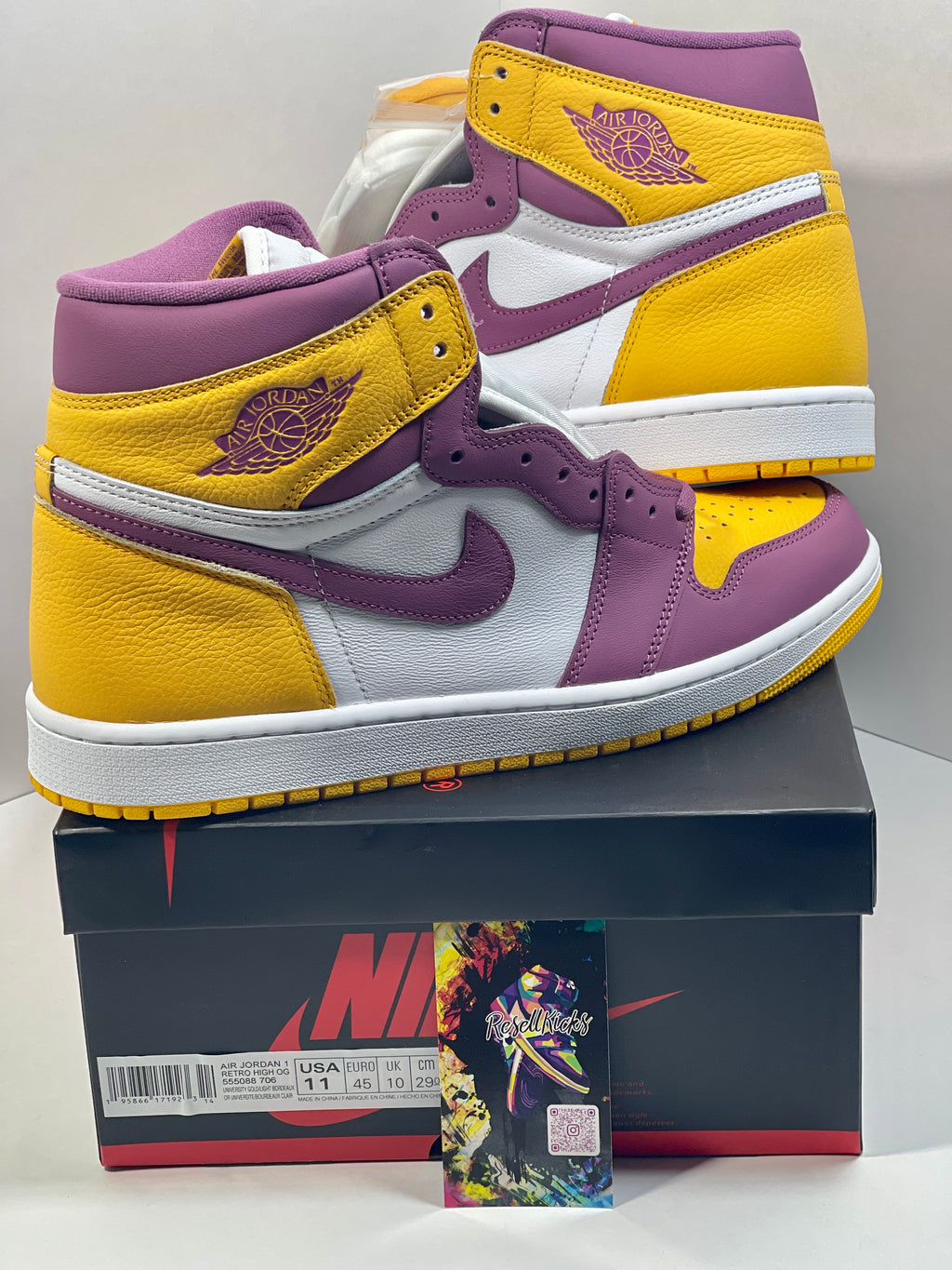 NEW SIZE 11 MENS - AIR JORDAN 1 RETRO HIGH OG "BROTHERHOOD" 2022