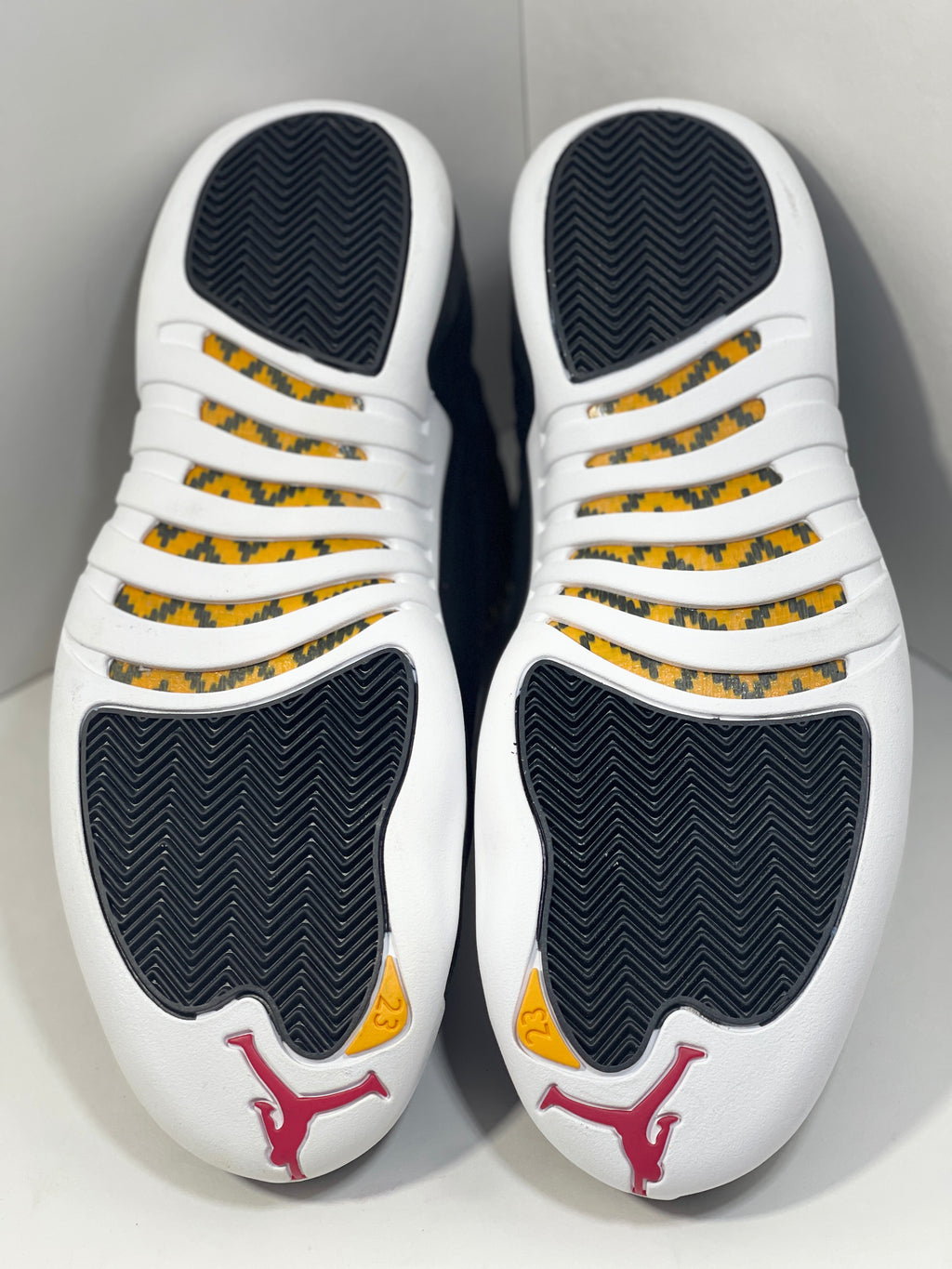NEW SIZE 11.5 MENS - AIR JORDAN 12 RETRO "REVERSE TAXI" 2019