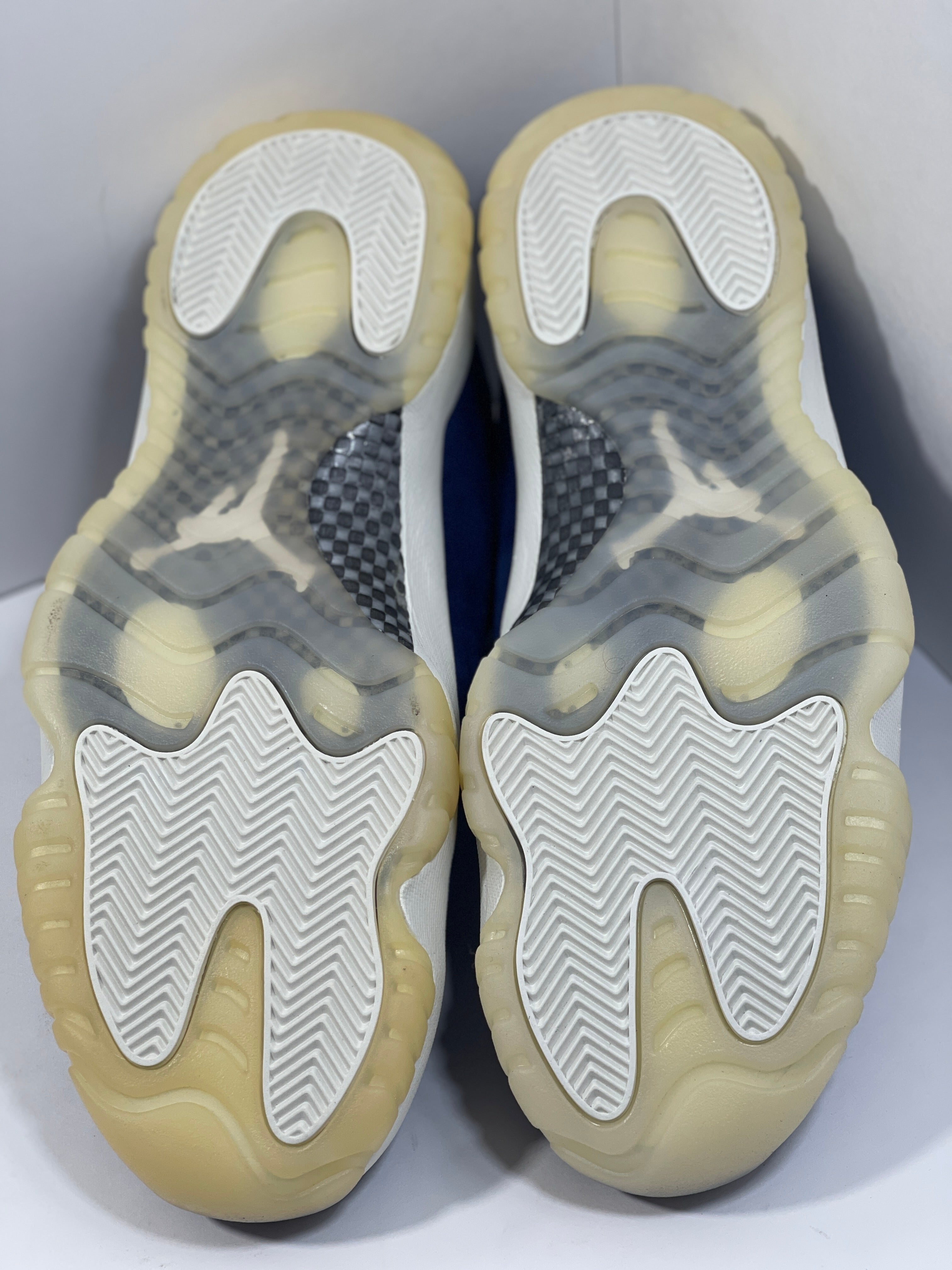 NEW SIZE 12 MENS - AIR JORDAN 11 RETRO LOW "DEREK JETER RE2PECT" 2018