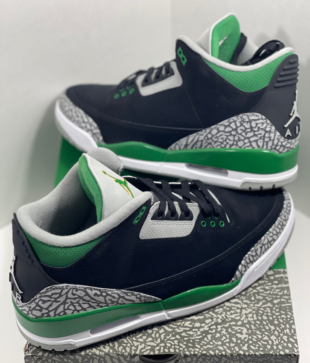 NEW SIZE 12 MENS - AIR JORDAN 3 RETRO "PINE GREEN" 2021