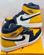 NEW SIZE 12.5 MENS - AIR JORDAN 1 RETRO HIGH OG "TAXI" 2022