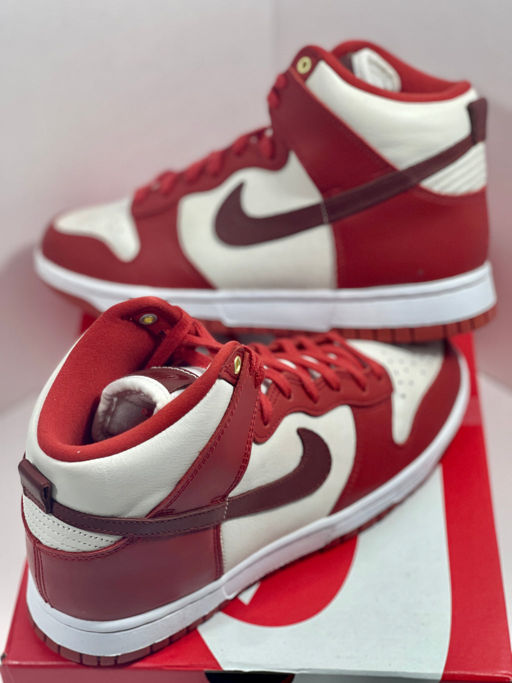 NEW SIZE 8.5 WOMENS - NIKE DUNK HIGH LXX "CINNABAR" 2022