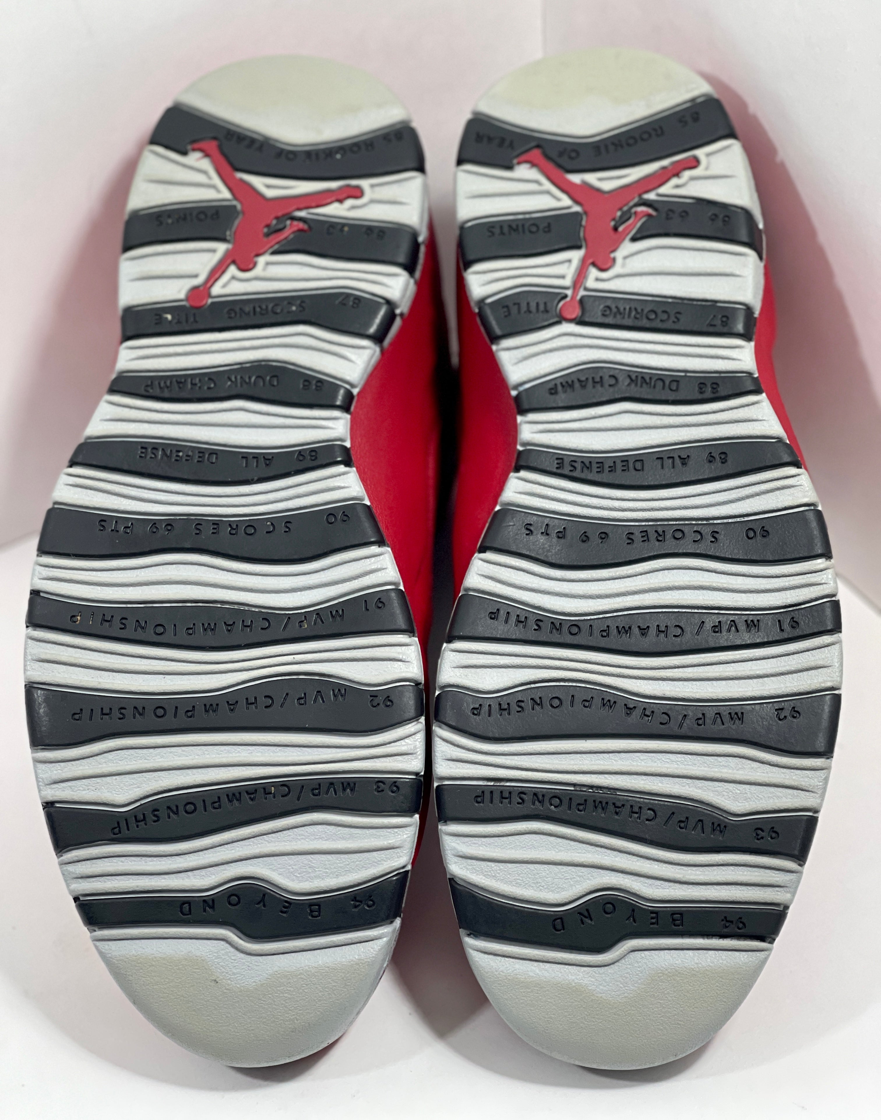 USED SIZE 10 MENS - AIR JORDAN 10 RETRO "BULLS OVER BROADWAY" 2015