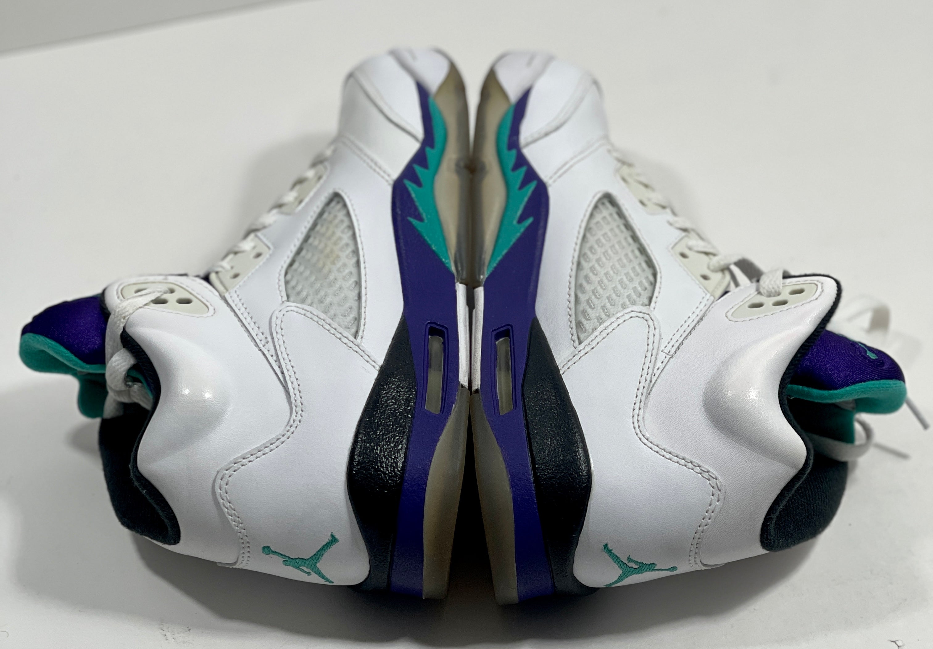 USED SIZE 6.5 YOUTH - AIR JORDAN 5 RETRO "GRAPE" 2013 (GS)