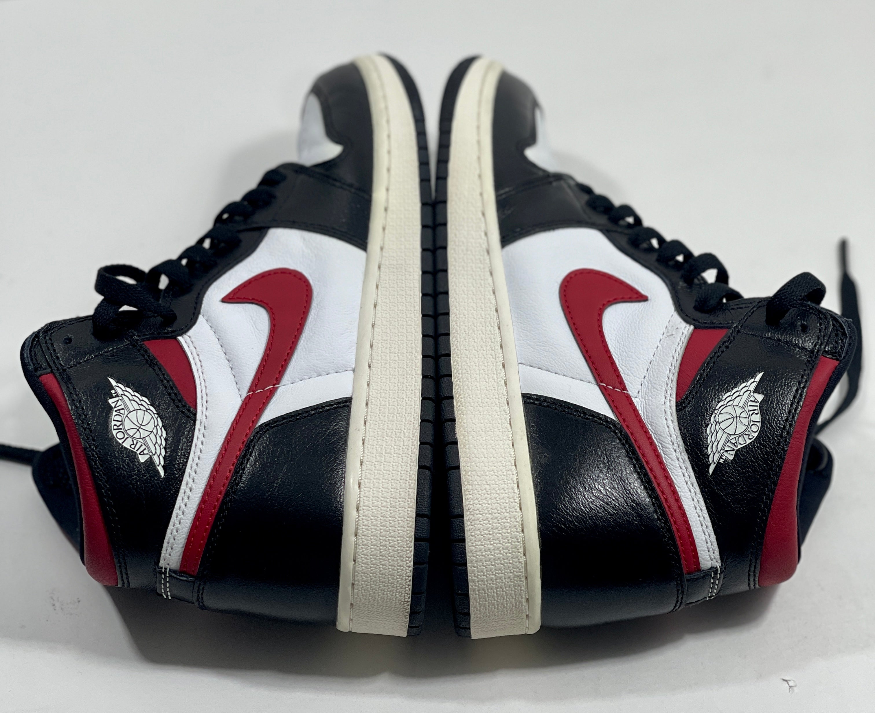 USED SIZE 6.5 YOUTH - AIR JORDAN 1 RETRO HIGH "BLACK GYM RED" 2019 (GS)