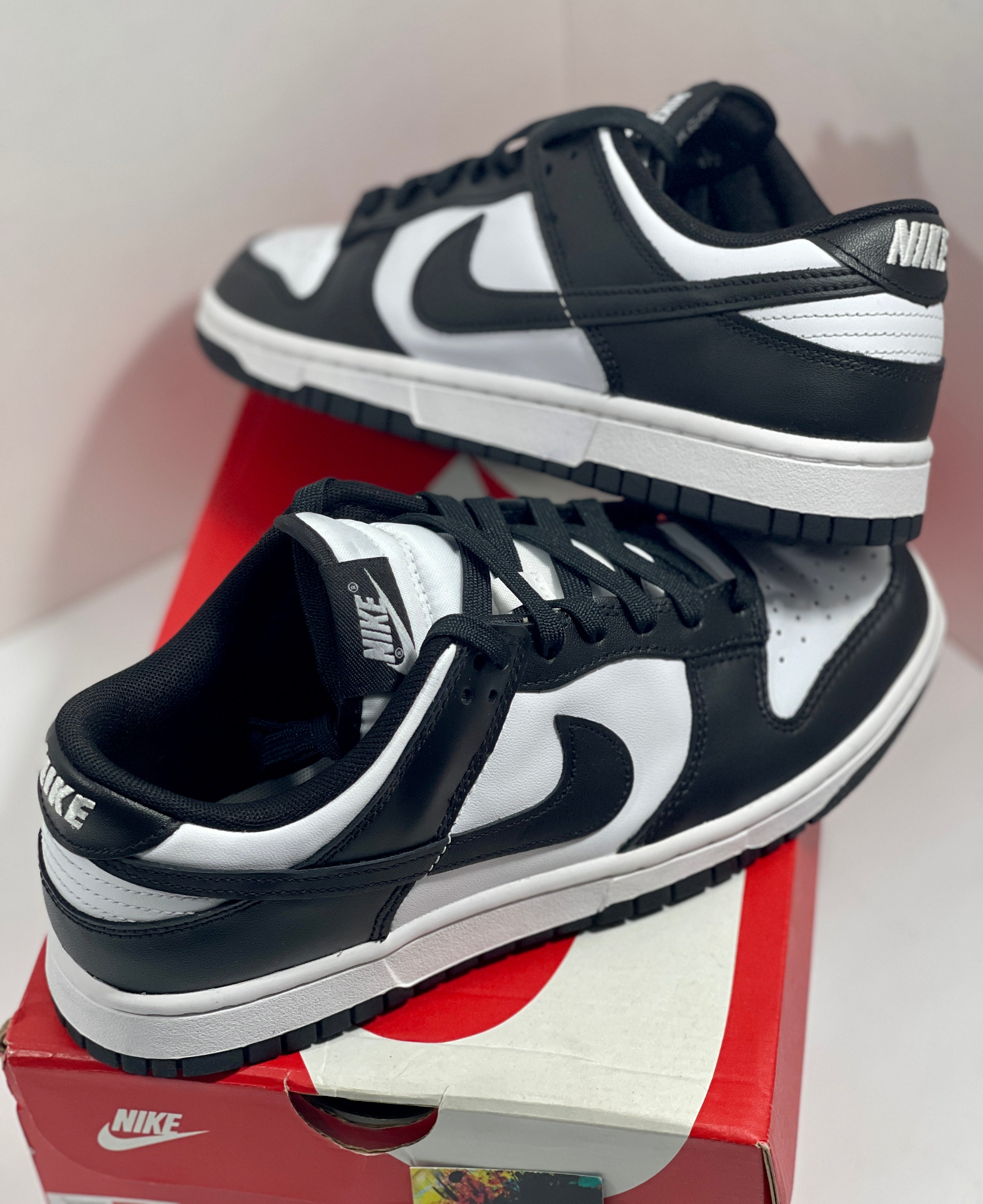 NEW SIZE 8.5 MENS - NIKE DUNK LOW RETRO "WHITE BLACK PANDA" 2021