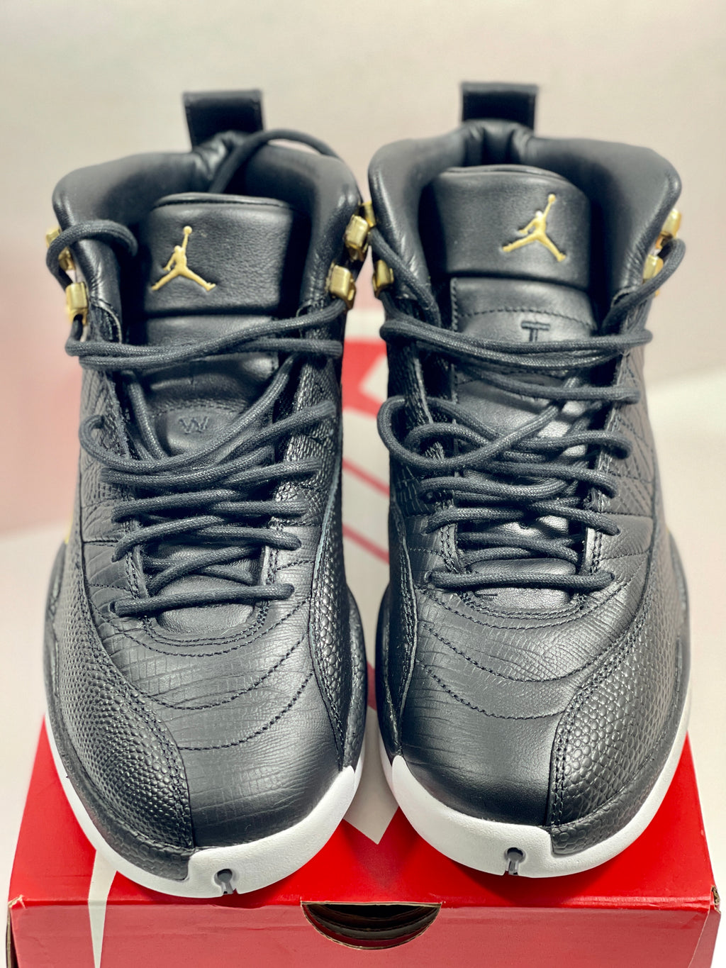 USED SIZE 8 WOMENS - AIR JORDAN 12 RETRO "REPTILE" 2019