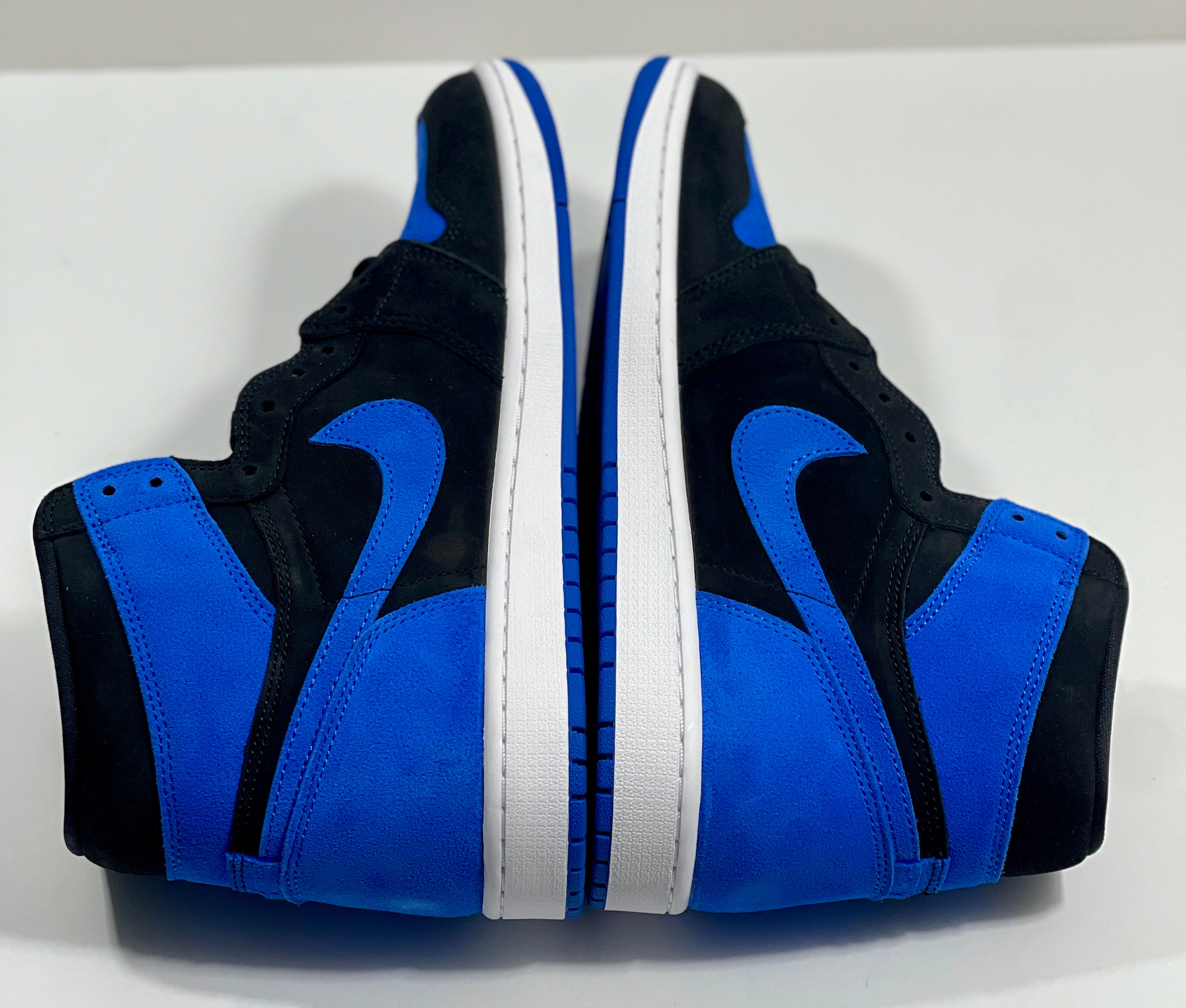 NEW SIZE 11 MENS - AIR JORDAN 1 RETRO HIGH OG "ROYAL REIMAGINED" 2023