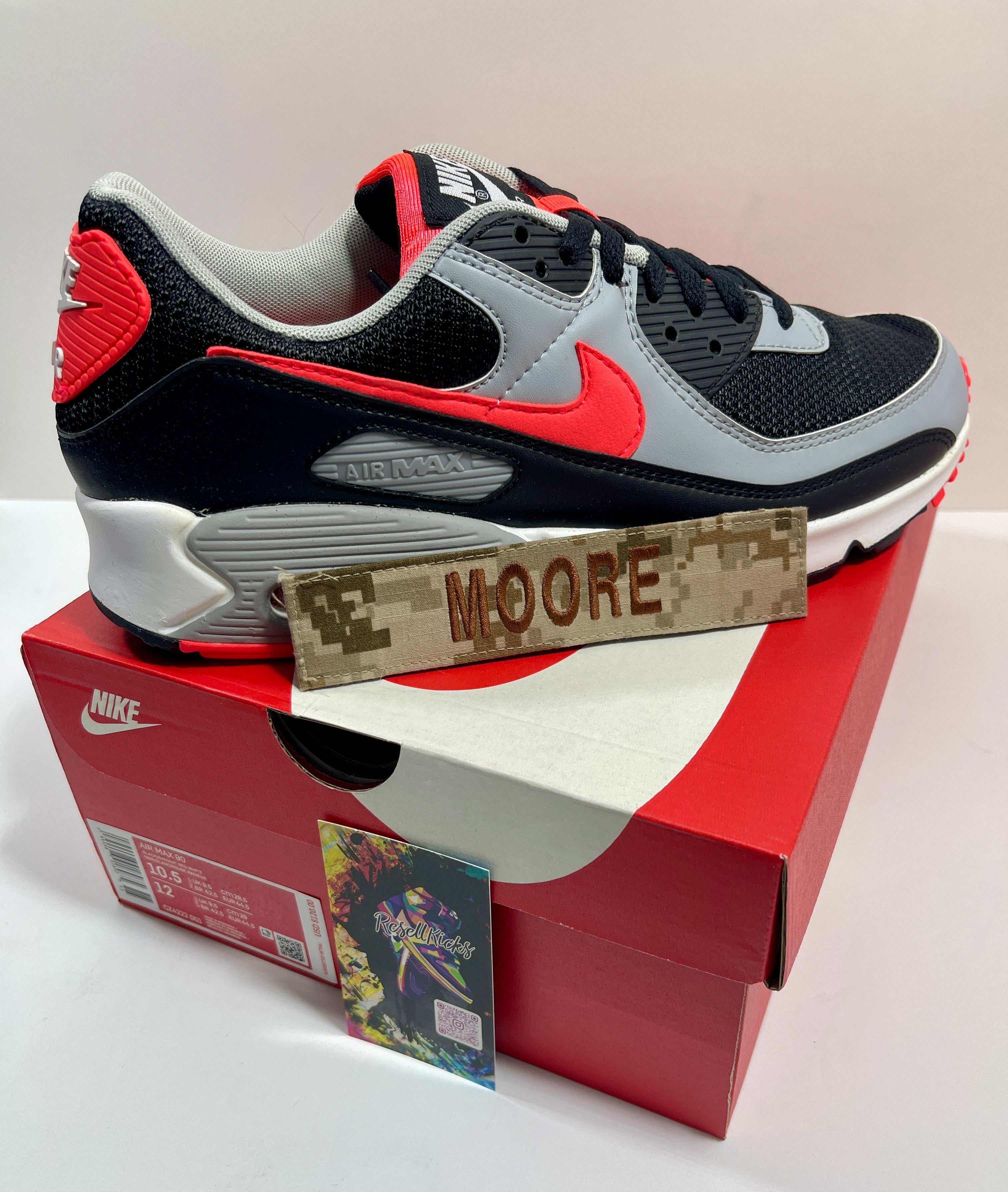 NEW SIZE 10.5 MENS - NIKE AIR MAX 90 "RADIANT RED" 2020