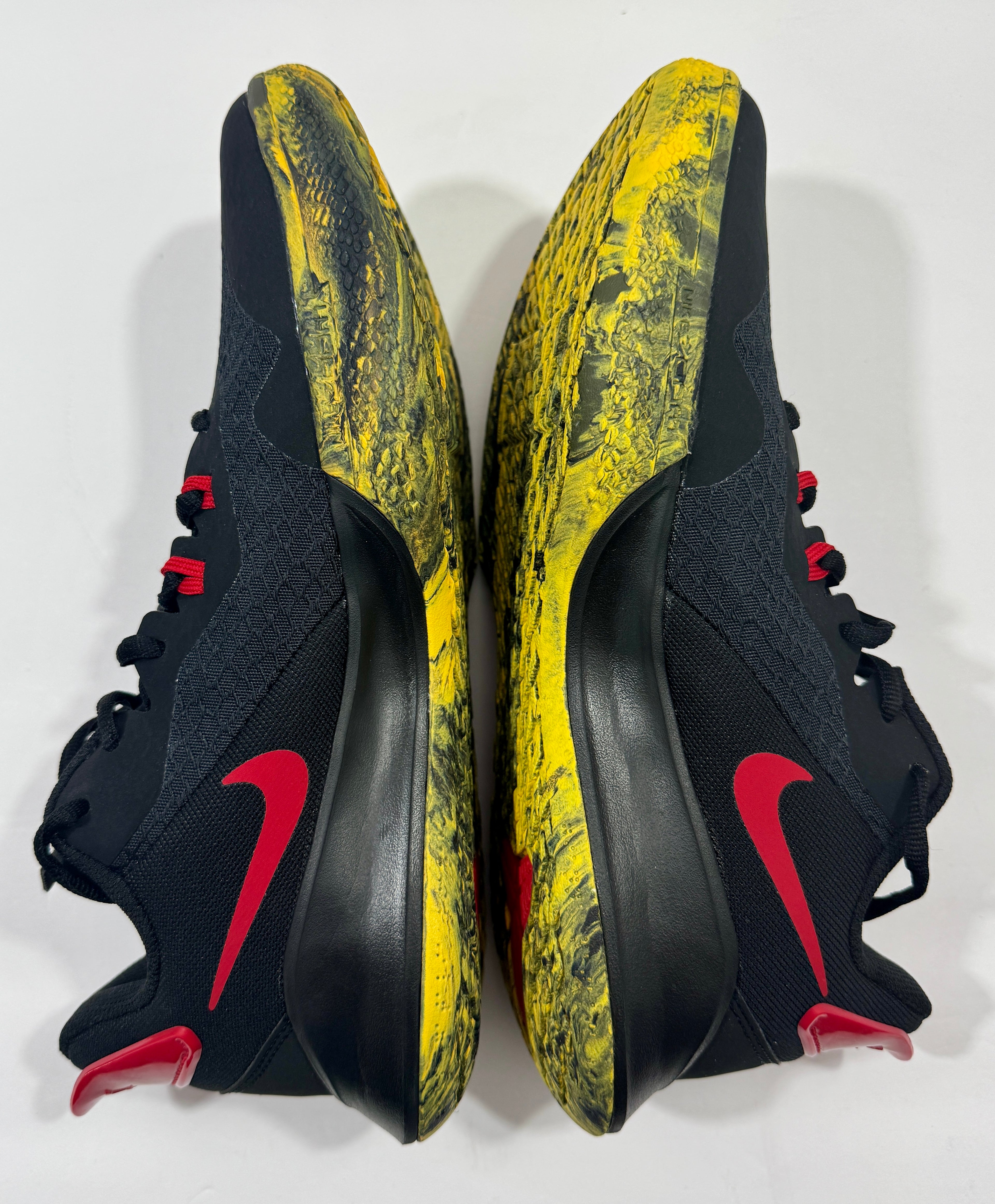 NEW SIZE 7 MENS - NIKE MAMBA FURY "ALTERNATE BRUCE LEE" 2020