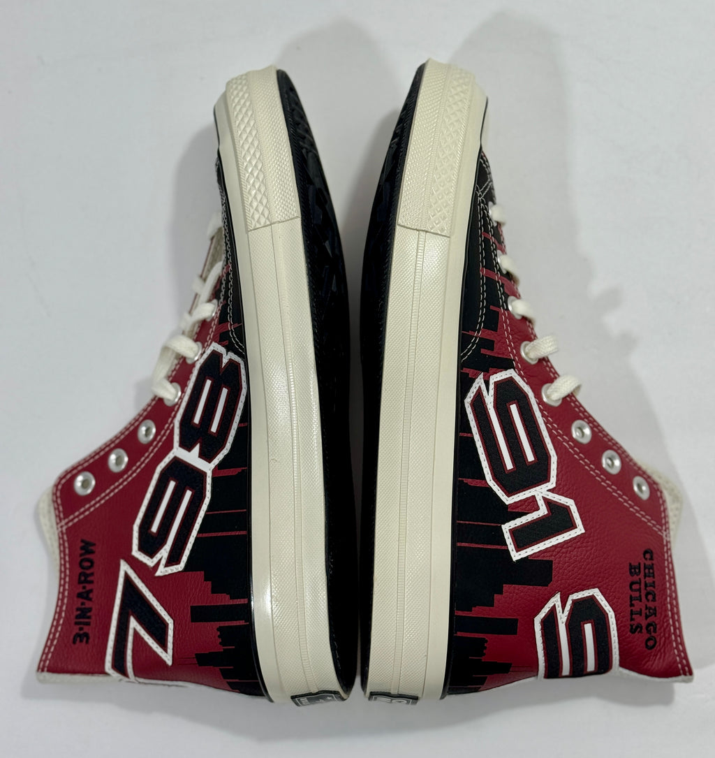 NEW SIZE 9 MENS - CONVERSE CHINATOWN MARKET X CHUCK 70 HIGH "BULLS CHAMPIONSHIP JACKET"
