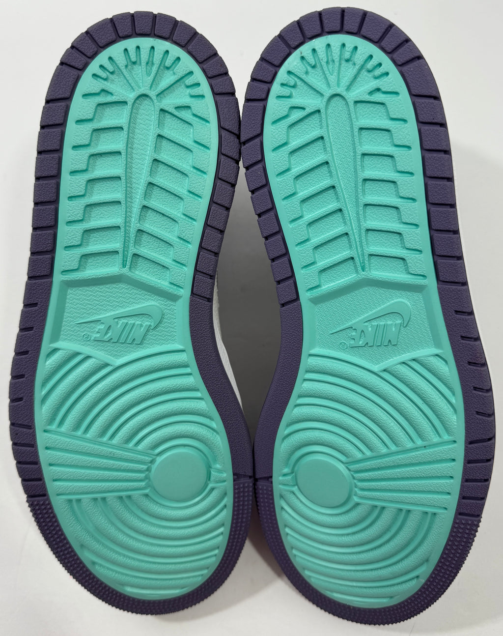NEW SIZE 8 MENS - AIR JORDAN 1 ZOOM CMFT "TROPICAL TWIST" 2021